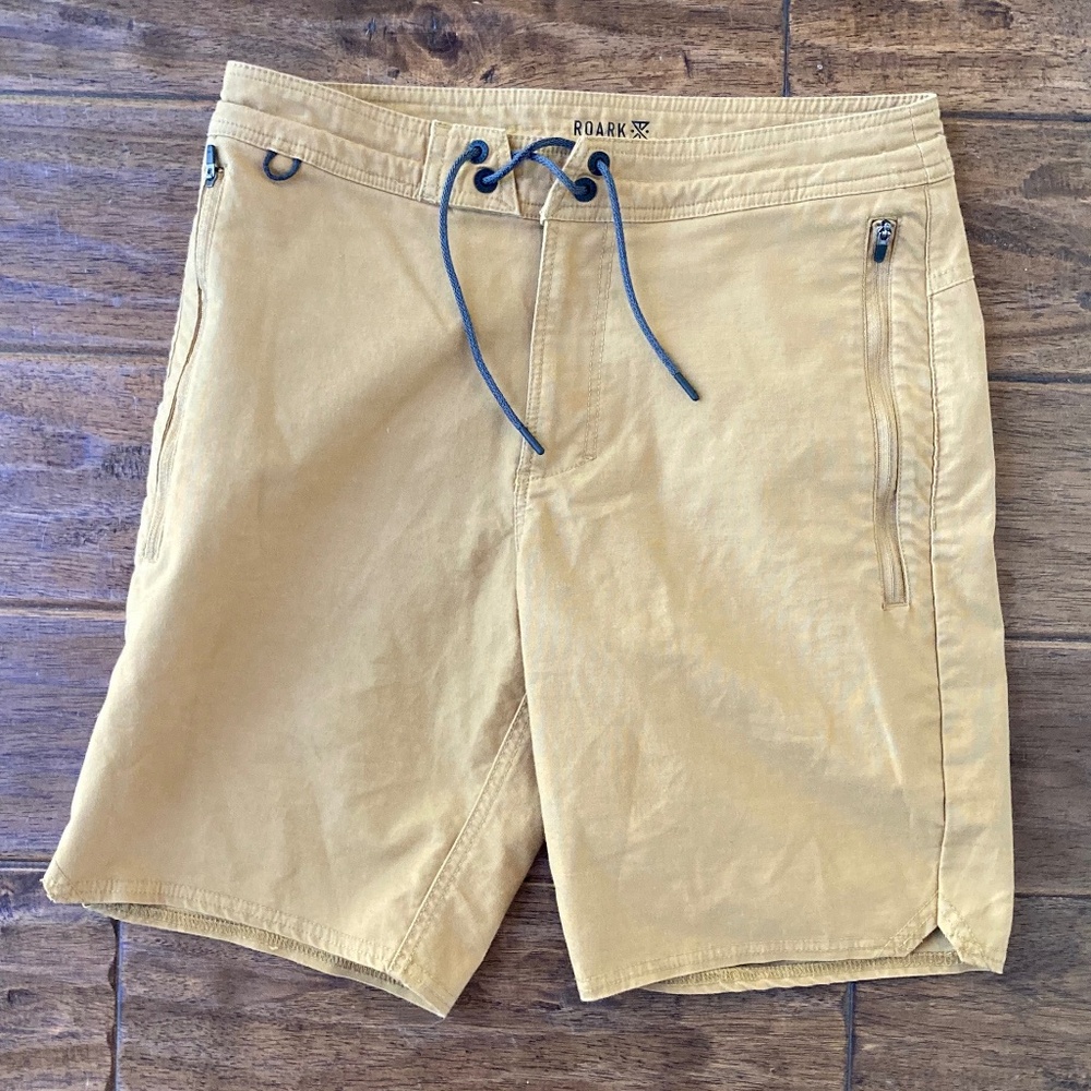 Roark Men's Mustard Yellow Cargo Shorts